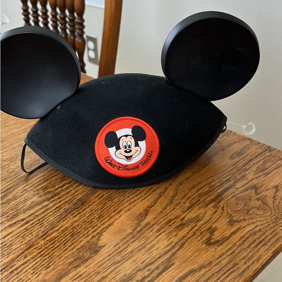 Disney’s original Mickey Mouse ears - Picture 1 of 6